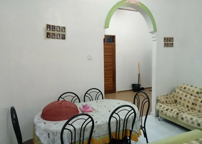 Aiman Homestay